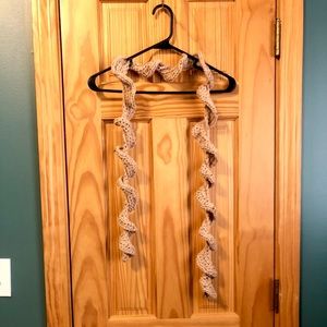 🆑Handmade spiral scarf! 🧣